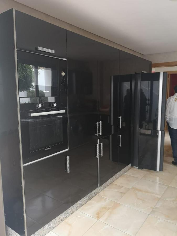 Villa Lms Salé Luaran gambar